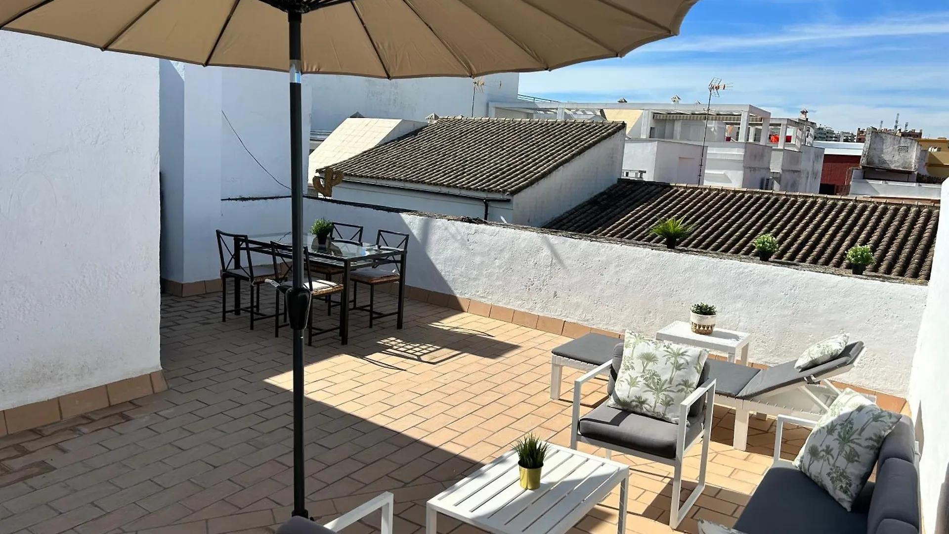 Estudio Con Terraza Chill El Puerto de Santa Maria 0*,  Spain